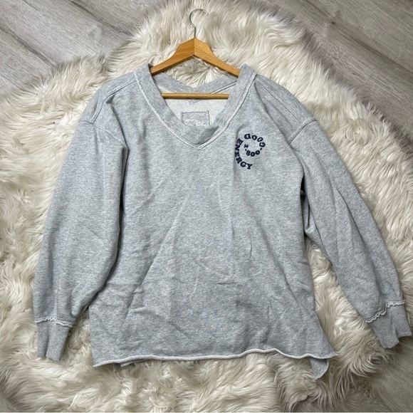 Aerie‎ Wonder V-Neck Sweatshirt Gray - Picture 5 of 8